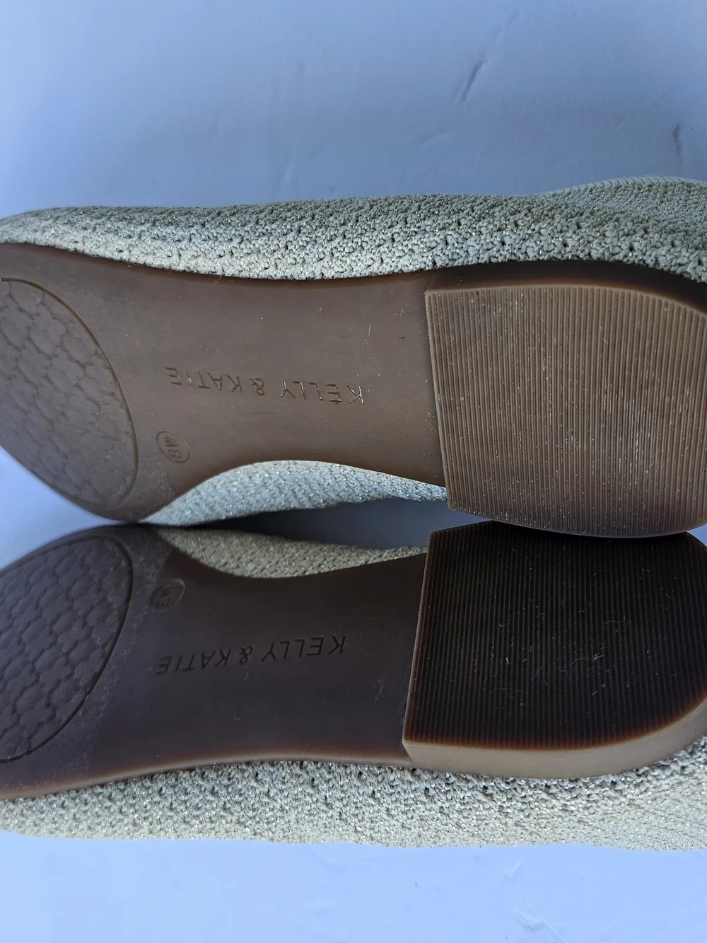 Kelly & Katie Womens Knit Pointed-Toe Ballet Flats in Beige